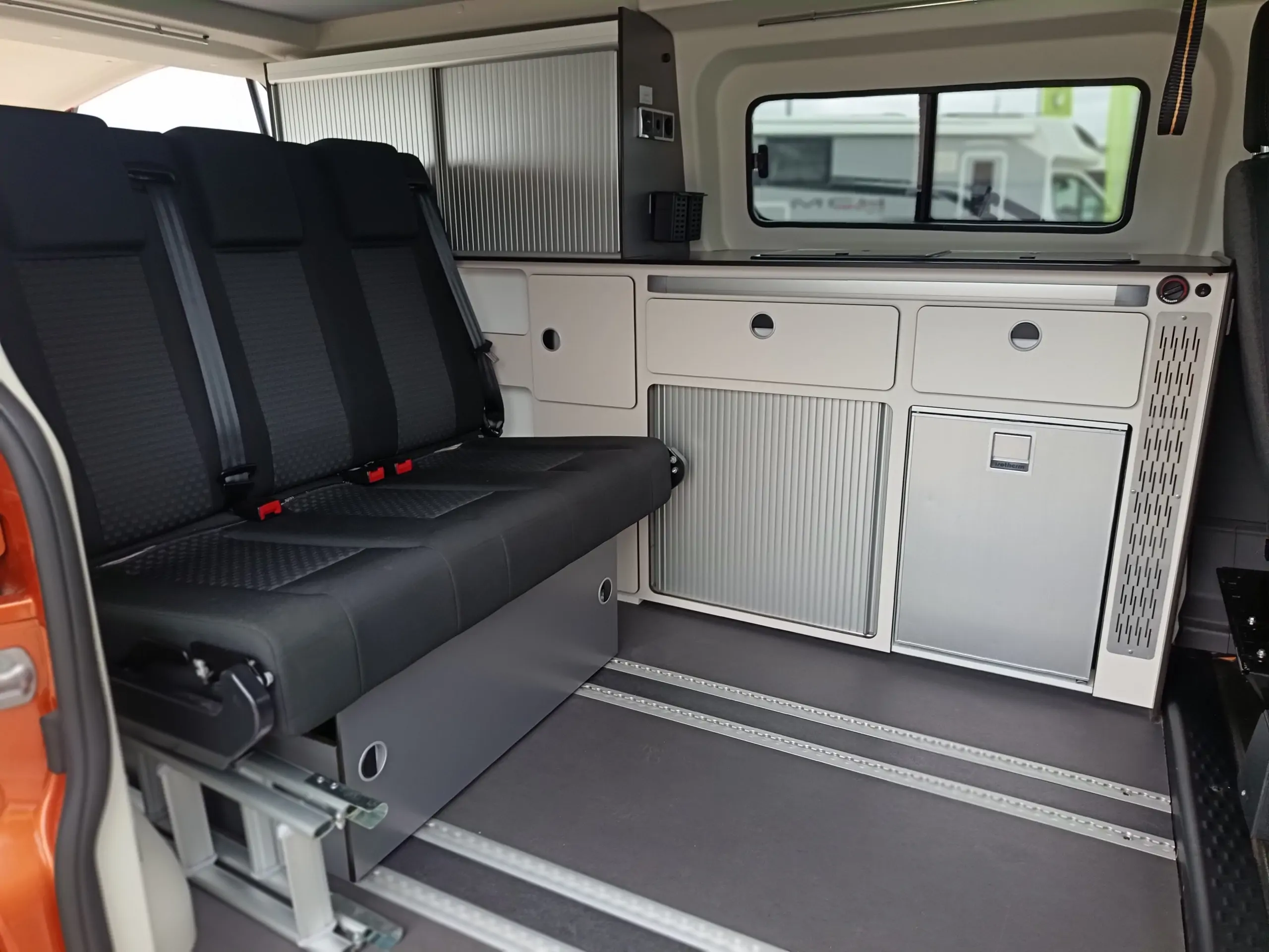 Image FONT VENDOME AUTO CAMPER 